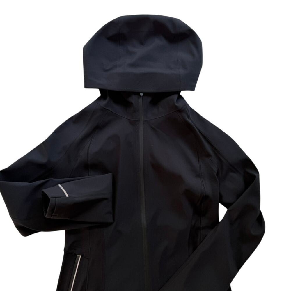 Lululemon Cross Chill Jacket Black Size 6 Rain Softshell Winter Waterproof Layer - Picture 4 of 10